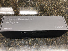 Cargar imagen en el visor de la galería, Tesla Mobile Connector Adapter 14-50
